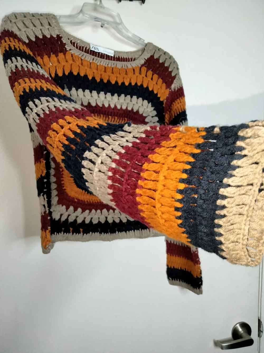 ZARA (Sz M) Multicolor Crochet Square-Front Boho LS Sweater in Beige/Navy/Maroon